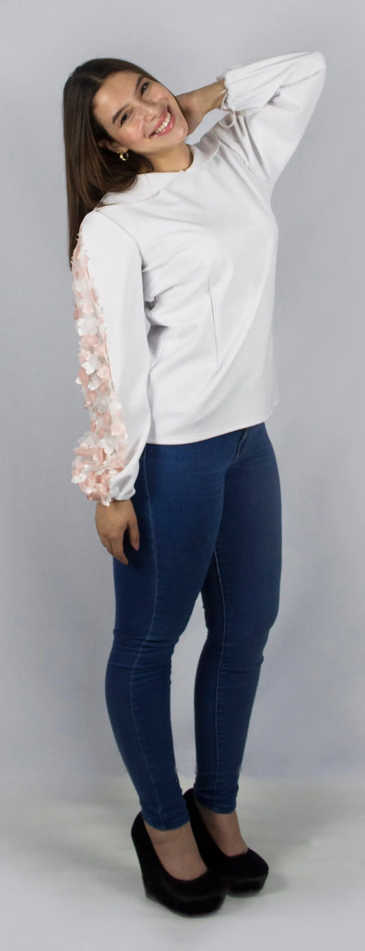 The Artemis Blouse Magian Caspine